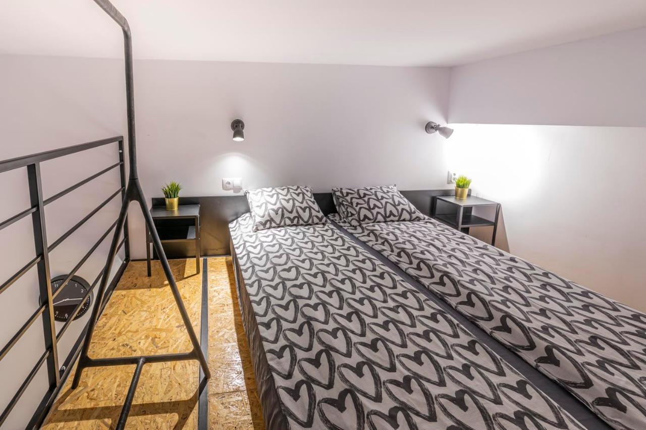 Kolumny 217 Parking Bezplatny Apartmán
