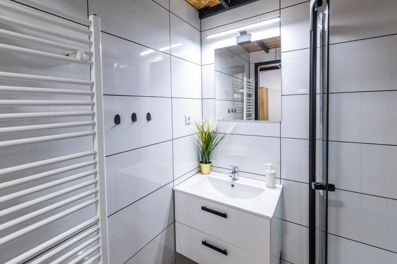 Kolumny 217 Parking Bezplatny Apartmán